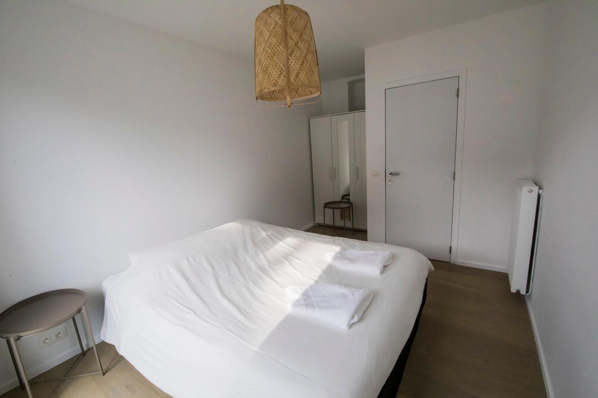 Travelease - Midi Bed & Breakfast Brussels Exterior photo