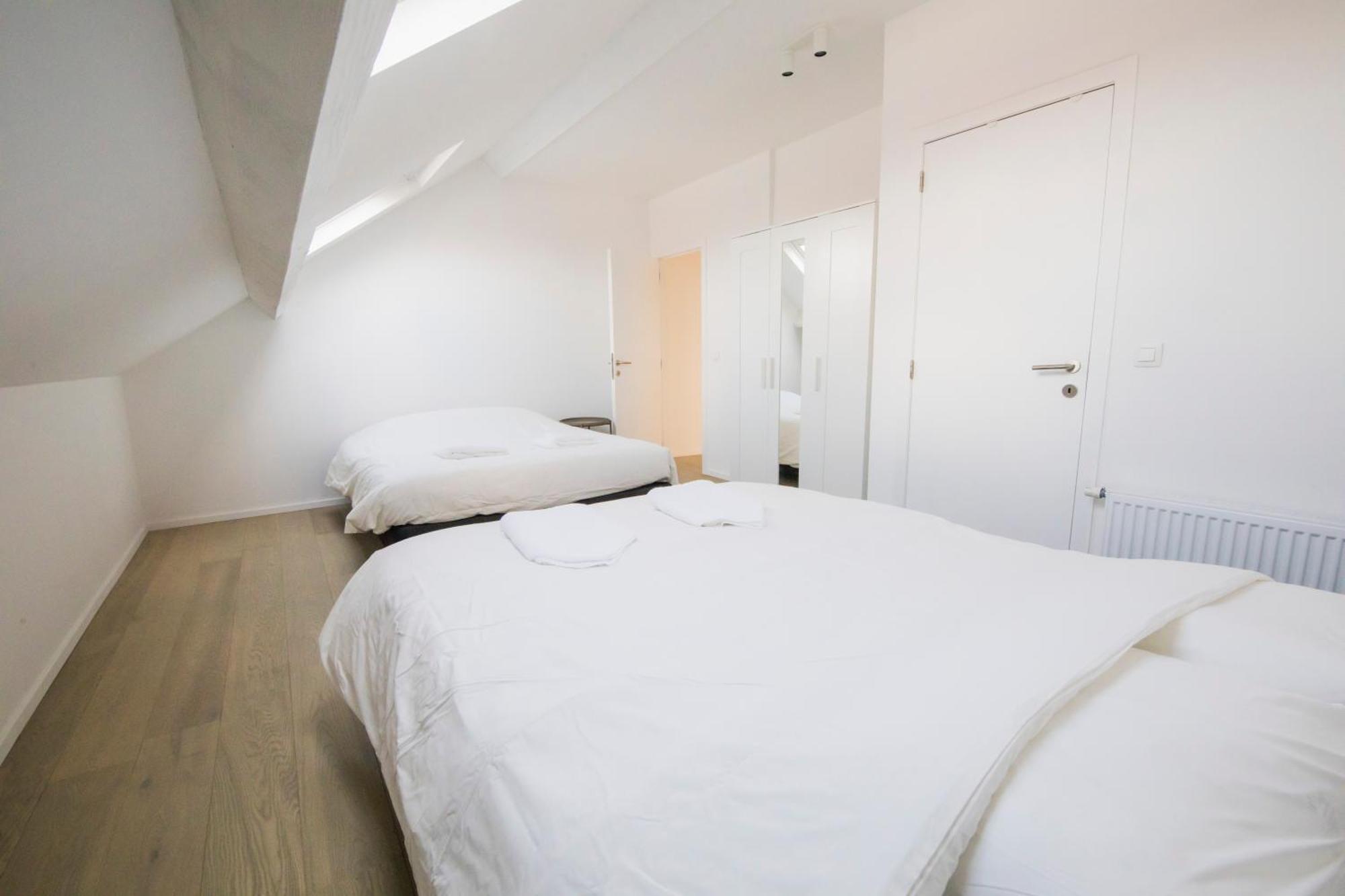 Travelease - Midi Bed & Breakfast Brussels Exterior photo